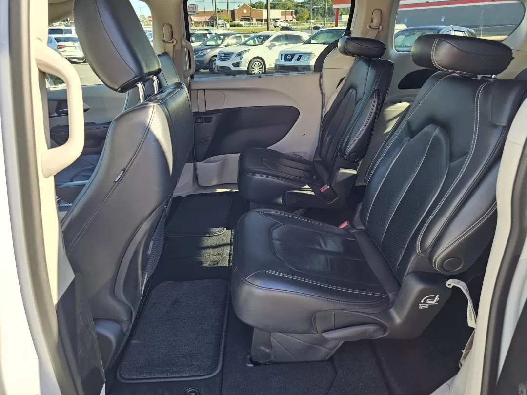 2022 Bright White Clearcoat /Black/Alloy/Black Chrysler Pacifica Touring L (2C4RC1BG2NR) with an Other engine, located at 3959 U.S. 80 W, Phenix City, AL, 36870, (334) 297-4885, 32.469296, -85.135185 - ### Elevate Your Family Adventures with the 2022 Chrysler Pacifica at Gils Auto - Phenix City!<br /> <br /> Are you ready to transform your family outings and daily commutes into extraordinary journeys? The 2022 Chrysler Pacifica is here to elevate your adventures, making it the perfect vehicle for - Photo#13
