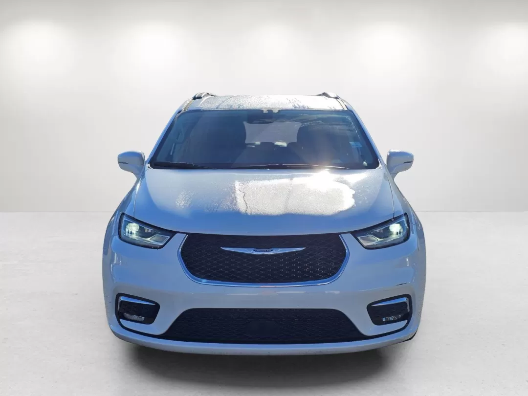 2022 Bright White Clearcoat /Black/Alloy/Black Chrysler Pacifica Touring L (2C4RC1BG2NR) with an Other engine, located at 3959 U.S. 80 W, Phenix City, AL, 36870, (334) 297-4885, 32.469296, -85.135185 - ### Elevate Your Family Adventures with the 2022 Chrysler Pacifica at Gils Auto - Phenix City!<br /> <br /> Are you ready to transform your family outings and daily commutes into extraordinary journeys? The 2022 Chrysler Pacifica is here to elevate your adventures, making it the perfect vehicle for - Photo#2