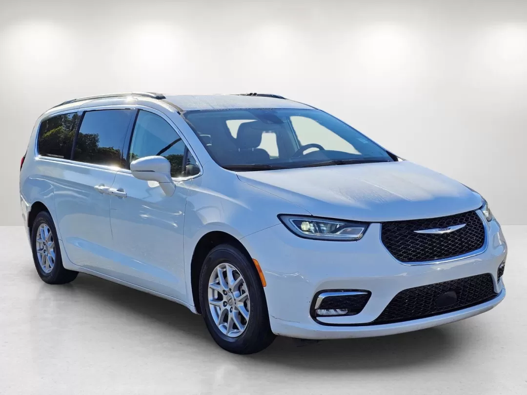 2022 Bright White Clearcoat /Black/Alloy/Black Chrysler Pacifica Touring L (2C4RC1BG2NR) with an Other engine, located at 3959 U.S. 80 W, Phenix City, AL, 36870, (334) 297-4885, 32.469296, -85.135185 - ### Elevate Your Family Adventures with the 2022 Chrysler Pacifica at Gils Auto - Phenix City!<br /> <br /> Are you ready to transform your family outings and daily commutes into extraordinary journeys? The 2022 Chrysler Pacifica is here to elevate your adventures, making it the perfect vehicle for - Photo#3
