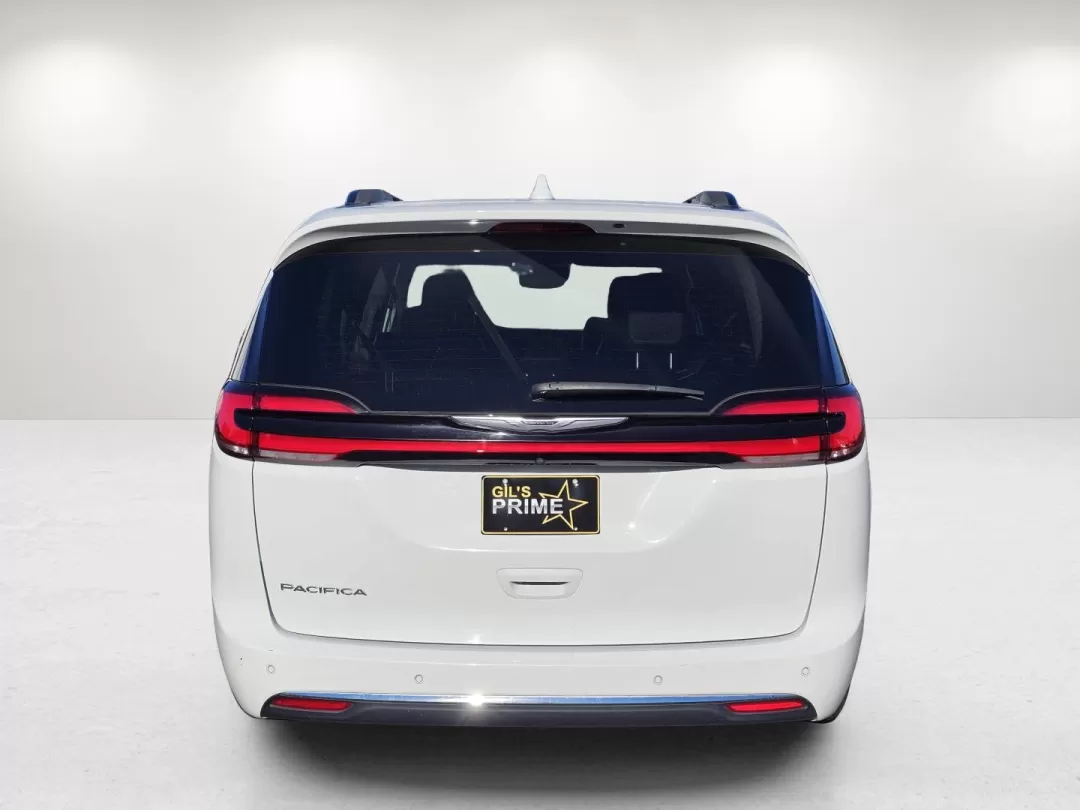 2022 Bright White Clearcoat /Black/Alloy/Black Chrysler Pacifica Touring L (2C4RC1BG2NR) with an Other engine, located at 3959 U.S. 80 W, Phenix City, AL, 36870, (334) 297-4885, 32.469296, -85.135185 - ### Elevate Your Family Adventures with the 2022 Chrysler Pacifica at Gils Auto - Phenix City!<br /> <br /> Are you ready to transform your family outings and daily commutes into extraordinary journeys? The 2022 Chrysler Pacifica is here to elevate your adventures, making it the perfect vehicle for - Photo#6