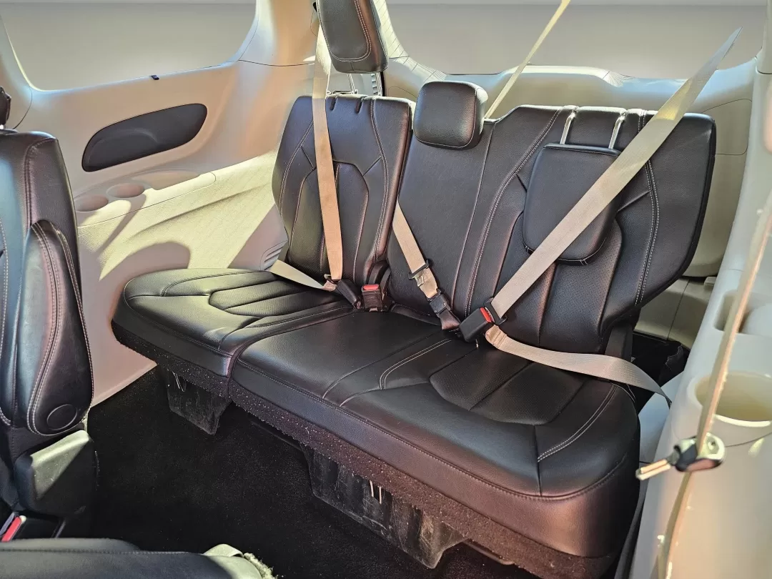 2022 Bright White Clearcoat /Black/Alloy/Black Chrysler Pacifica Touring L (2C4RC1BG2NR) with an Other engine, located at 3959 U.S. 80 W, Phenix City, AL, 36870, (334) 297-4885, 32.469296, -85.135185 - ### Elevate Your Family Adventures with the 2022 Chrysler Pacifica at Gils Auto - Phenix City!<br /> <br /> Are you ready to transform your family outings and daily commutes into extraordinary journeys? The 2022 Chrysler Pacifica is here to elevate your adventures, making it the perfect vehicle for - Photo#15