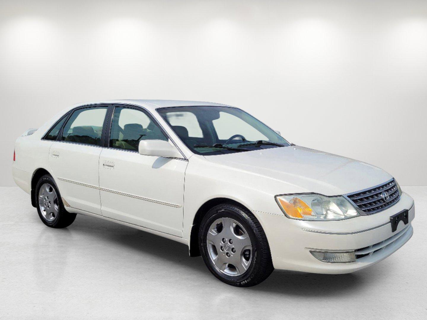 2003 White Toyota Avalon XLS (4T1BF28B23U) with an Gas V6 3.0L/183 engine, 4-Speed Automatic w/OD transmission, located at 7000 Northlake Connector, Columbus, GA, 31904, (706) 987-8085, 32.524975, -84.978134 - 2003 Toyota Avalon XLS - Photo#2