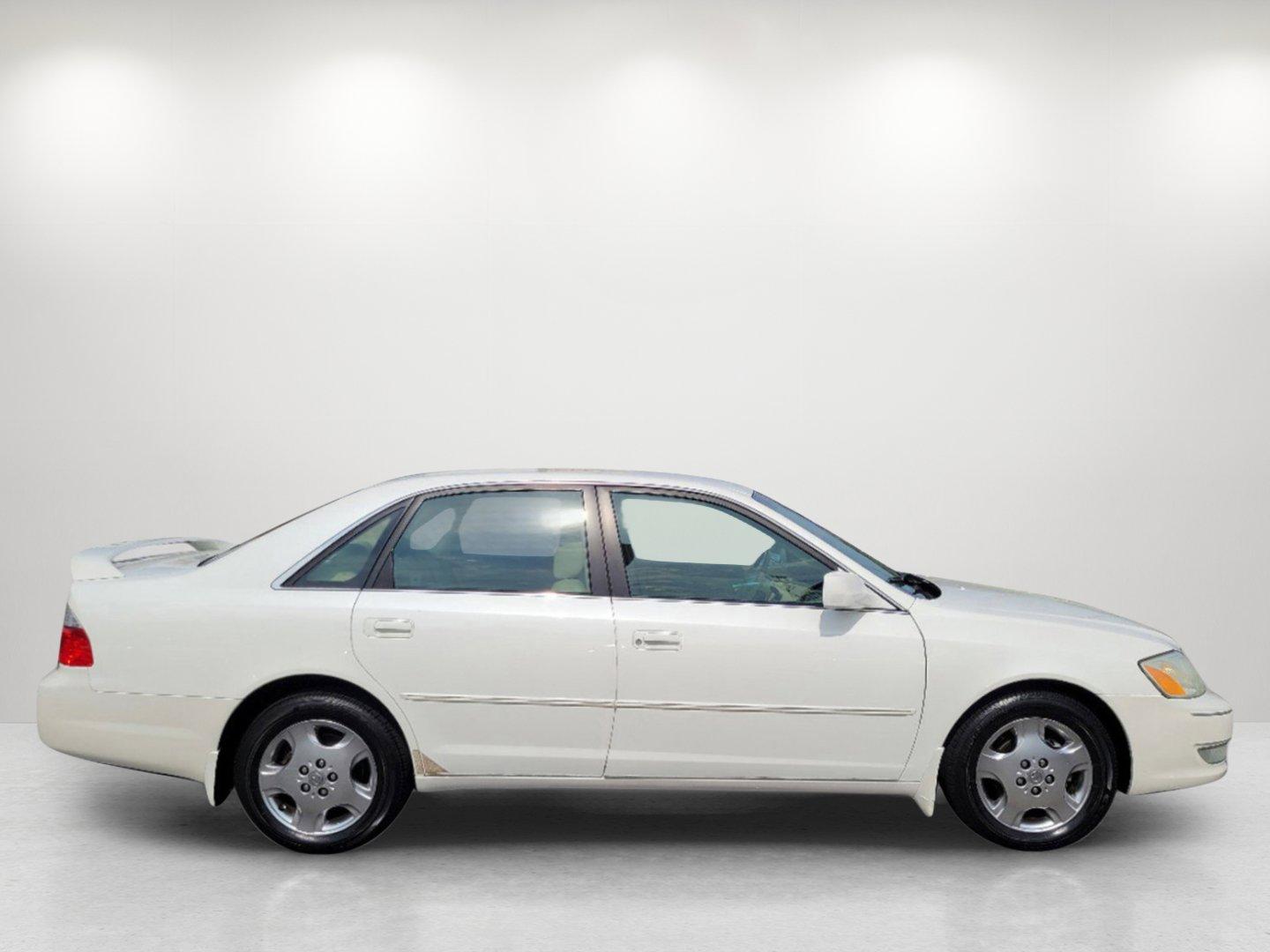 2003 White Toyota Avalon XLS (4T1BF28B23U) with an Gas V6 3.0L/183 engine, 4-Speed Automatic w/OD transmission, located at 7000 Northlake Connector, Columbus, GA, 31904, (706) 987-8085, 32.524975, -84.978134 - 2003 Toyota Avalon XLS - Photo#3