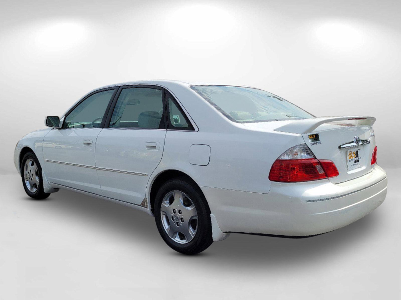 2003 White Toyota Avalon XLS (4T1BF28B23U) with an Gas V6 3.0L/183 engine, 4-Speed Automatic w/OD transmission, located at 3959 U.S. 80 W, Phenix City, AL, 36870, (334) 297-4885, 32.469296, -85.135185 - 2003 Toyota Avalon XLS - Photo#6