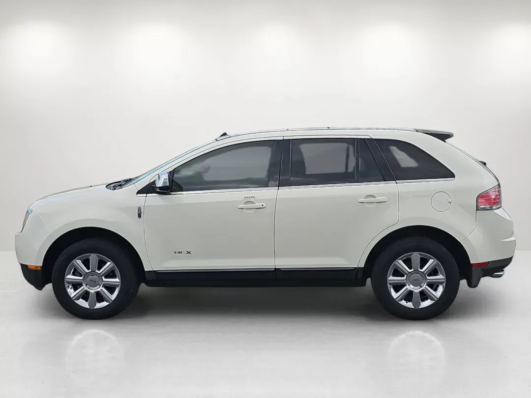 2008 Lincoln MKX (2LMDU68C88B) with an Gas V6 3.5L/213 engine, 6-Speed Automatic w/OD transmission, located at 521 Old Farm Lane Rd, Prattville, AL, 36066, (334) 325-1505, 32.482460, -86.416367 - 2008 Lincoln MKX - Photo#8