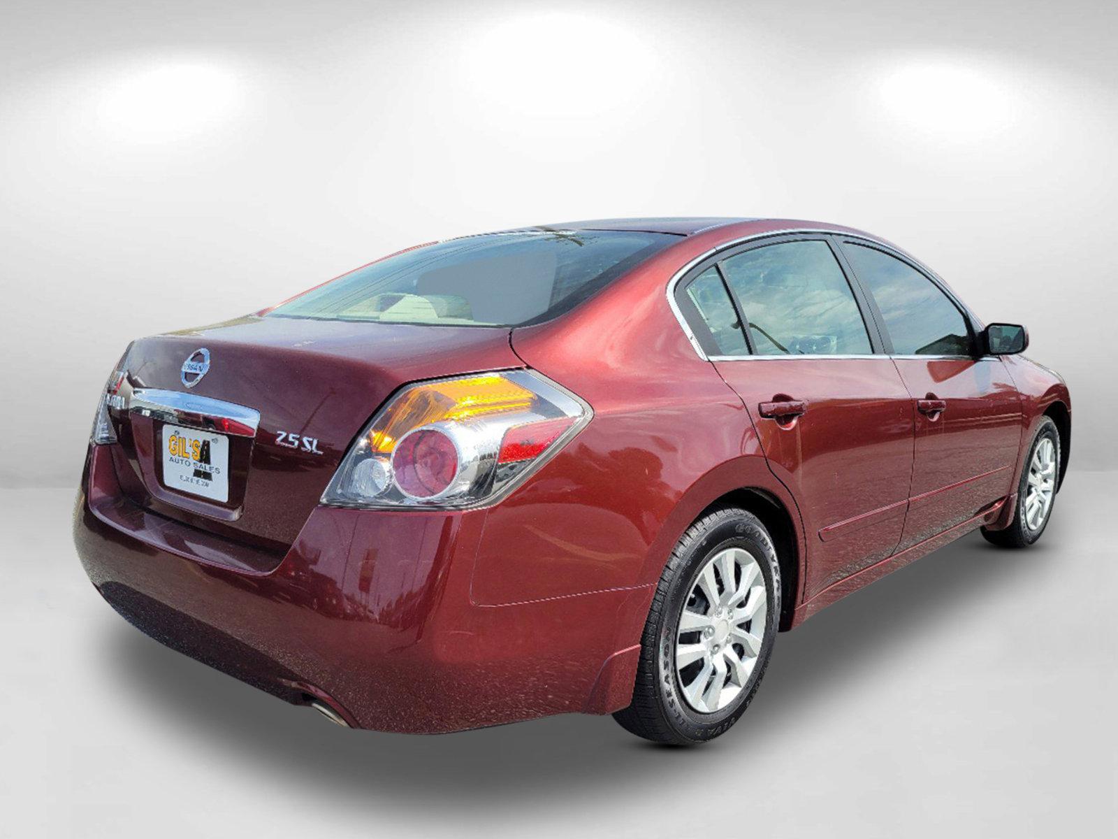 2010 Tuscan Sun /Blonde Nissan Altima 2.5 S (1N4AL2APXAN) with an Gas I4 2.5L/ engine, 1-Speed Continuously Variable transmission, located at 3959 U.S. 80 W, Phenix City, AL, 36870, (334) 297-4885, 32.469296, -85.135185 - 2010 Nissan Altima 2.5 S - Photo#4