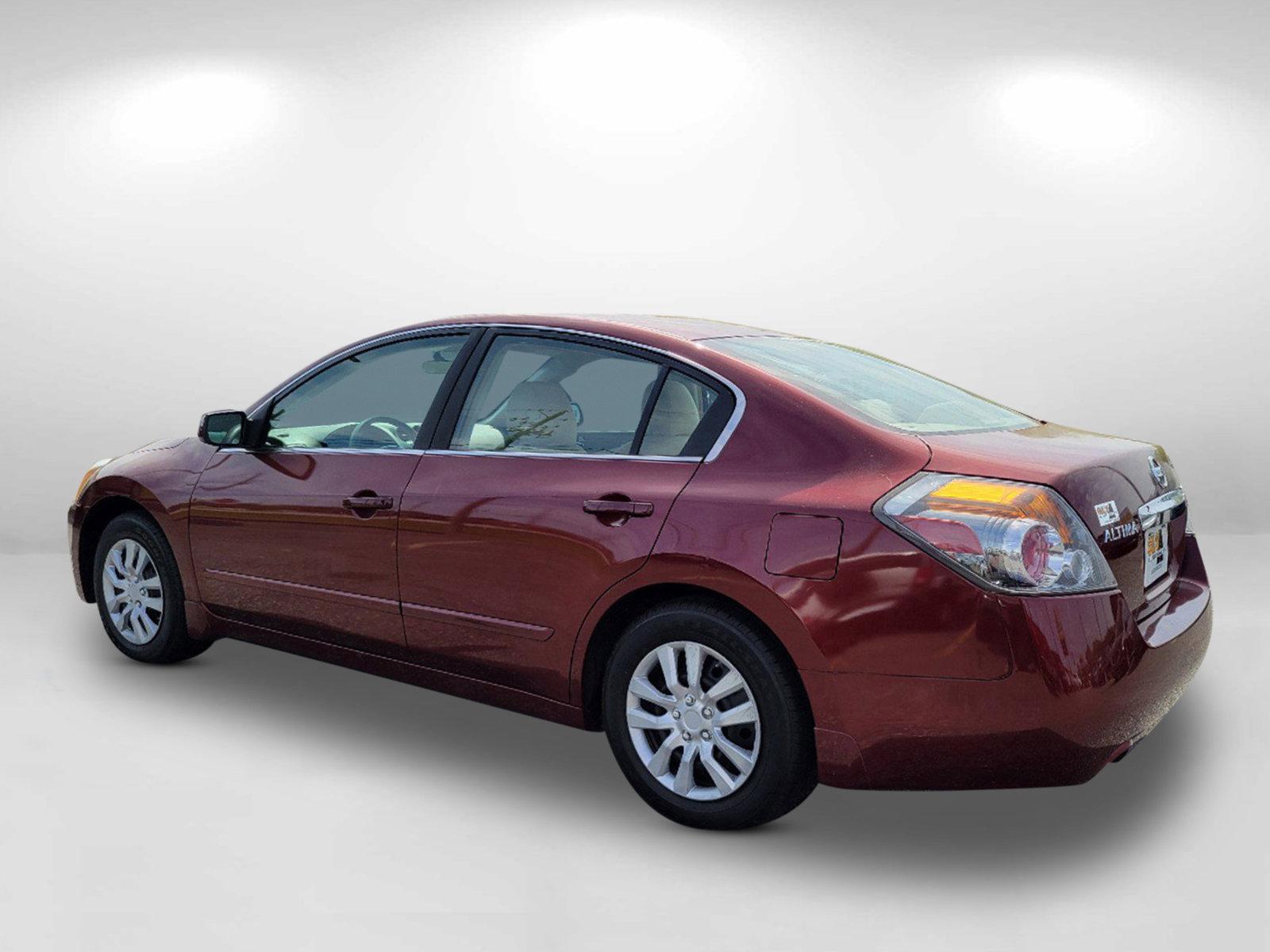 2010 Tuscan Sun /Blonde Nissan Altima 2.5 S (1N4AL2APXAN) with an Gas I4 2.5L/ engine, 1-Speed Continuously Variable transmission, located at 3959 U.S. 80 W, Phenix City, AL, 36870, (334) 297-4885, 32.469296, -85.135185 - 2010 Nissan Altima 2.5 S - Photo#6