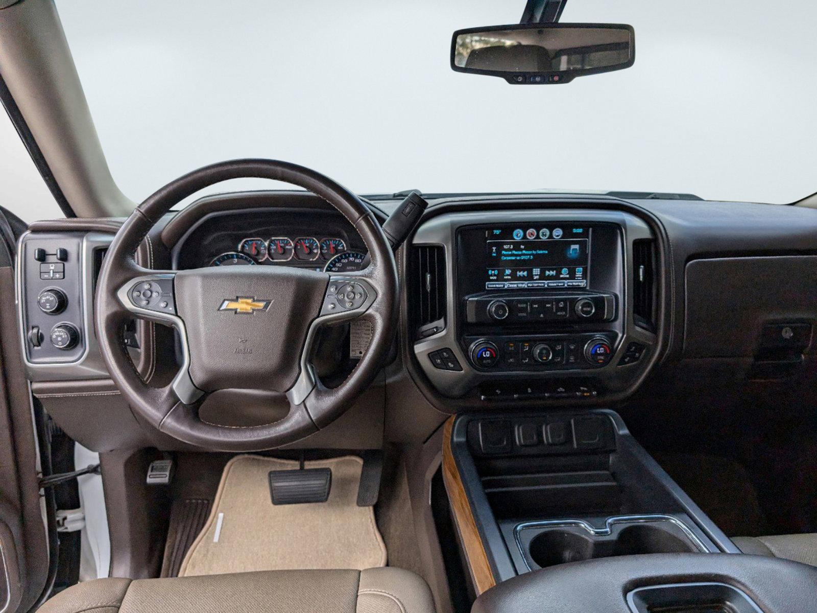 2018 /Cocoa/Dune Chevrolet Silverado 1500 LTZ (3GCUKSEJ0JG) with an Gas V8 6.2L/376 engine, 8-Speed Automatic transmission, located at 1430 Gateway Drive, Opelika, AL, 36801, (334) 239-0944, 32.637871, -85.409790 - 2018 Chevrolet Silverado 1500 LTZ - Photo#11