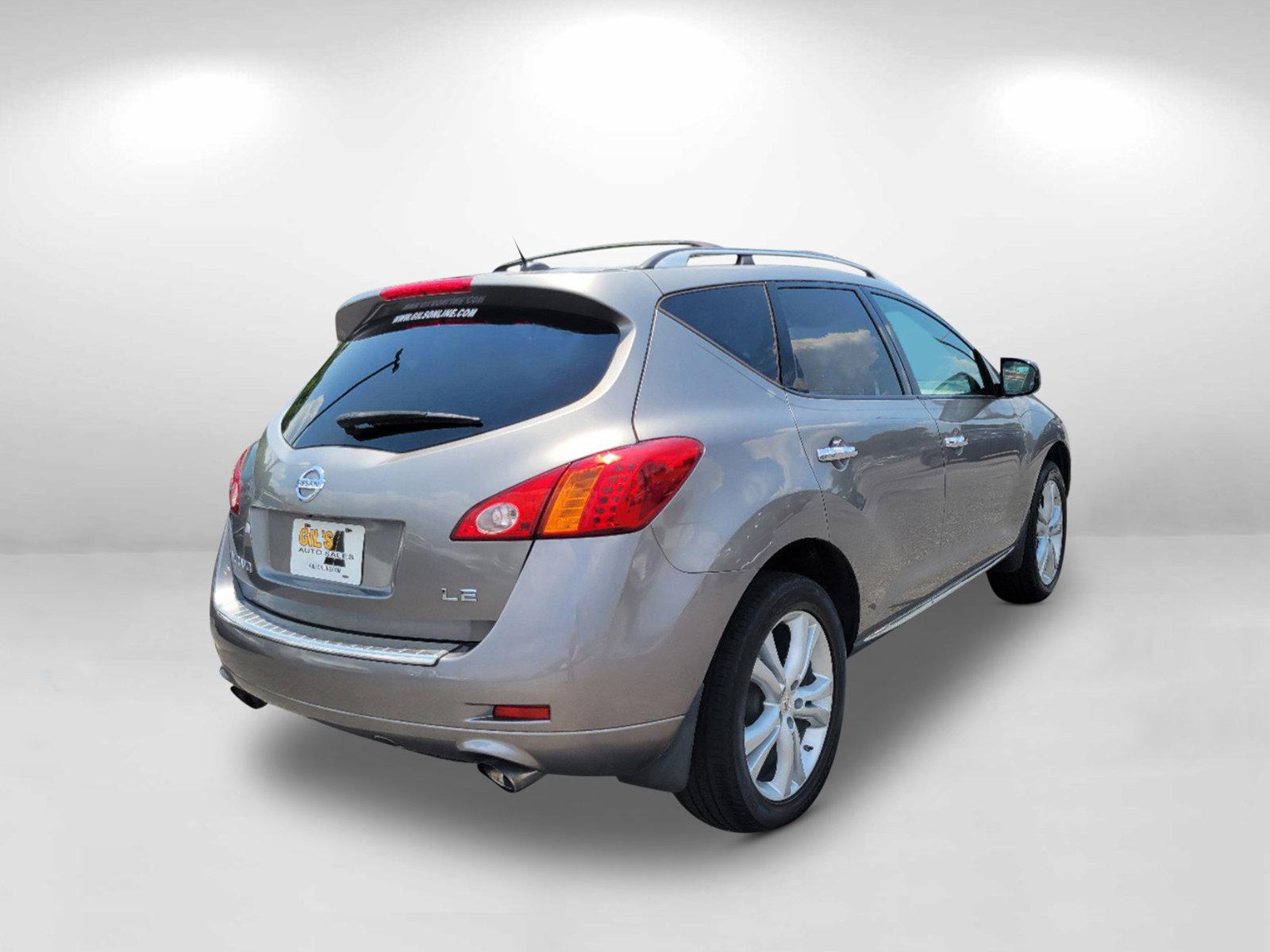 2010 Platinum Graphite /Black Nissan Murano LE (JN8AZ1MUXAW) with an Gas V6 3.5L/ engine, 1-Speed Continuously Variable Automatic (CVT) transmission, located at 3959 U.S. 80 W, Phenix City, AL, 36870, (334) 297-4885, 32.469296, -85.135185 - 2010 Nissan Murano LE - Photo#4