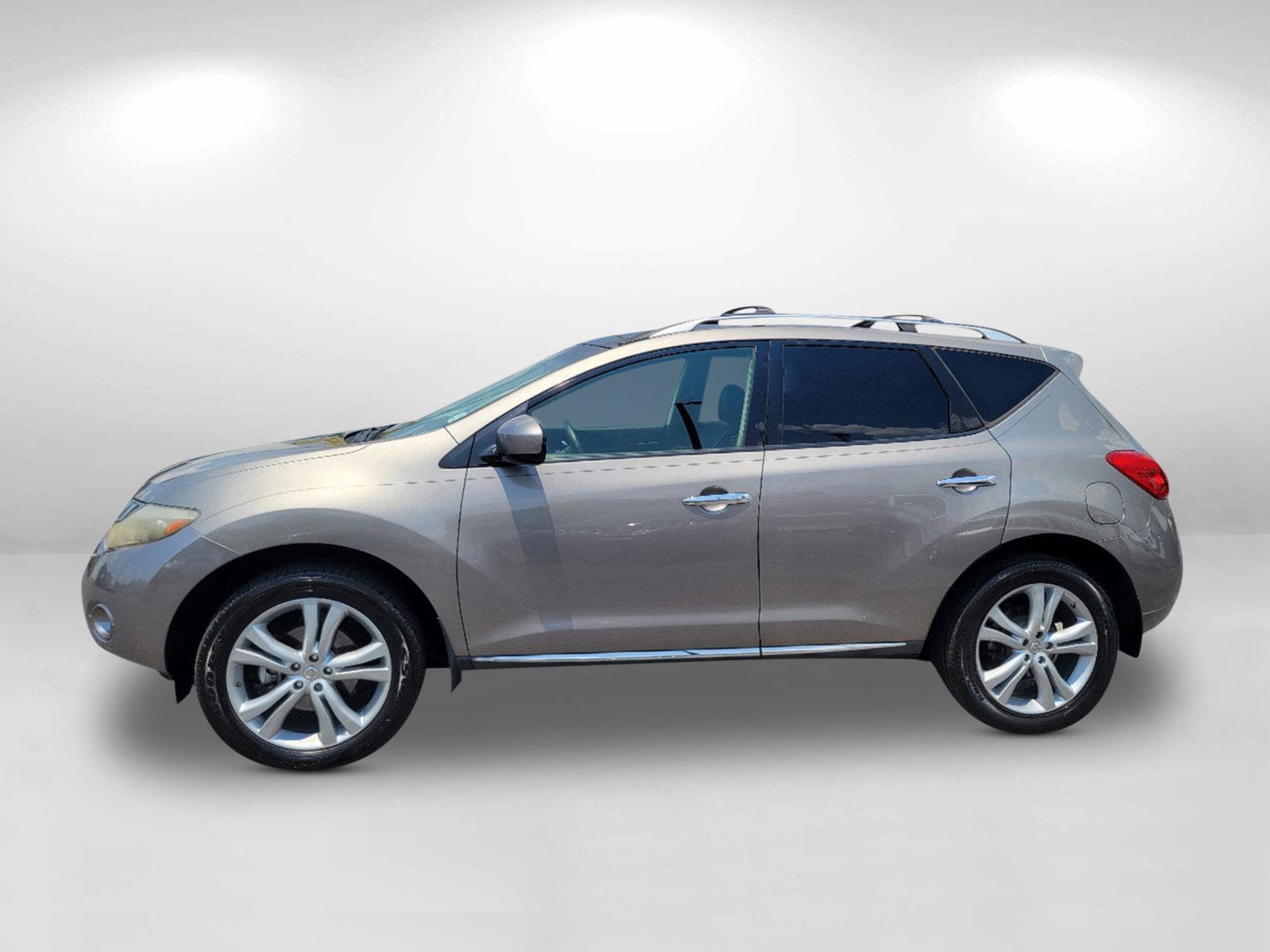 2010 Platinum Graphite /Black Nissan Murano LE (JN8AZ1MUXAW) with an Gas V6 3.5L/ engine, 1-Speed Continuously Variable Automatic (CVT) transmission, located at 3959 U.S. 80 W, Phenix City, AL, 36870, (334) 297-4885, 32.469296, -85.135185 - 2010 Nissan Murano LE - Photo#7