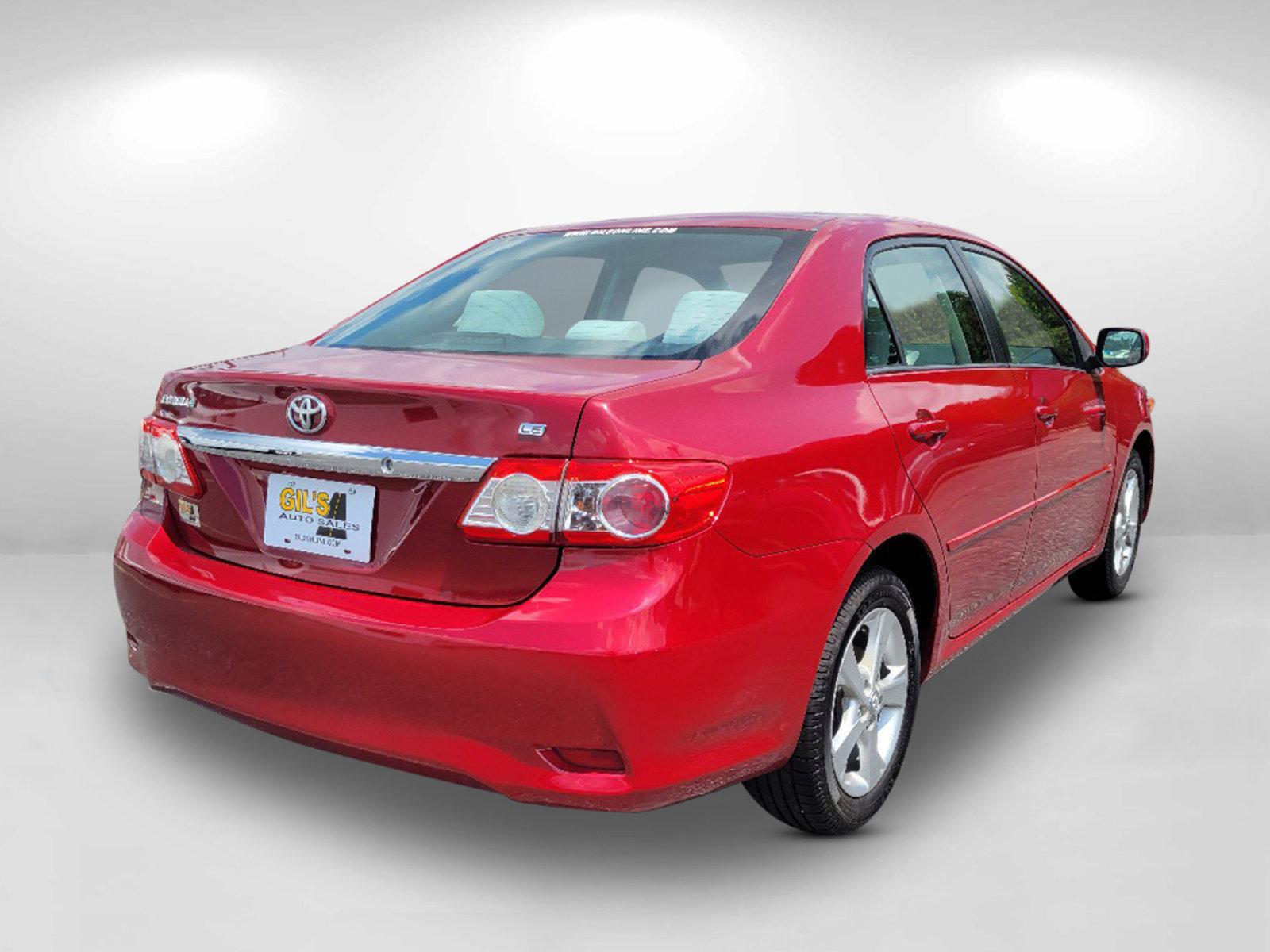 2012 Red Toyota Corolla LE (2T1BU4EE3CC) with an Gas I4 1.8L/110 engine, 4-Speed Automatic transmission, located at 1430 Gateway Drive, Opelika, AL, 36801, (334) 239-0944, 32.637871, -85.409790 - 2012 Toyota Corolla LE - Photo#4