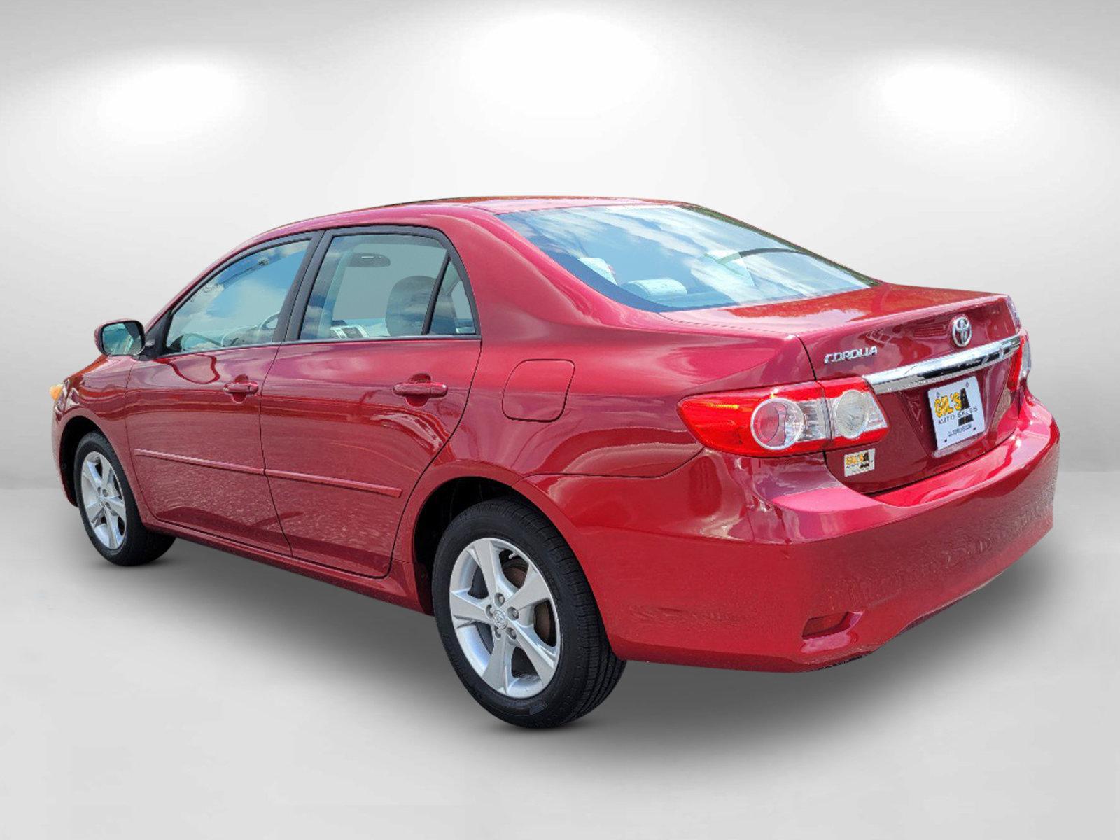 2012 Red Toyota Corolla LE (2T1BU4EE3CC) with an Gas I4 1.8L/110 engine, 4-Speed Automatic transmission, located at 1430 Gateway Drive, Opelika, AL, 36801, (334) 239-0944, 32.637871, -85.409790 - 2012 Toyota Corolla LE - Photo#6