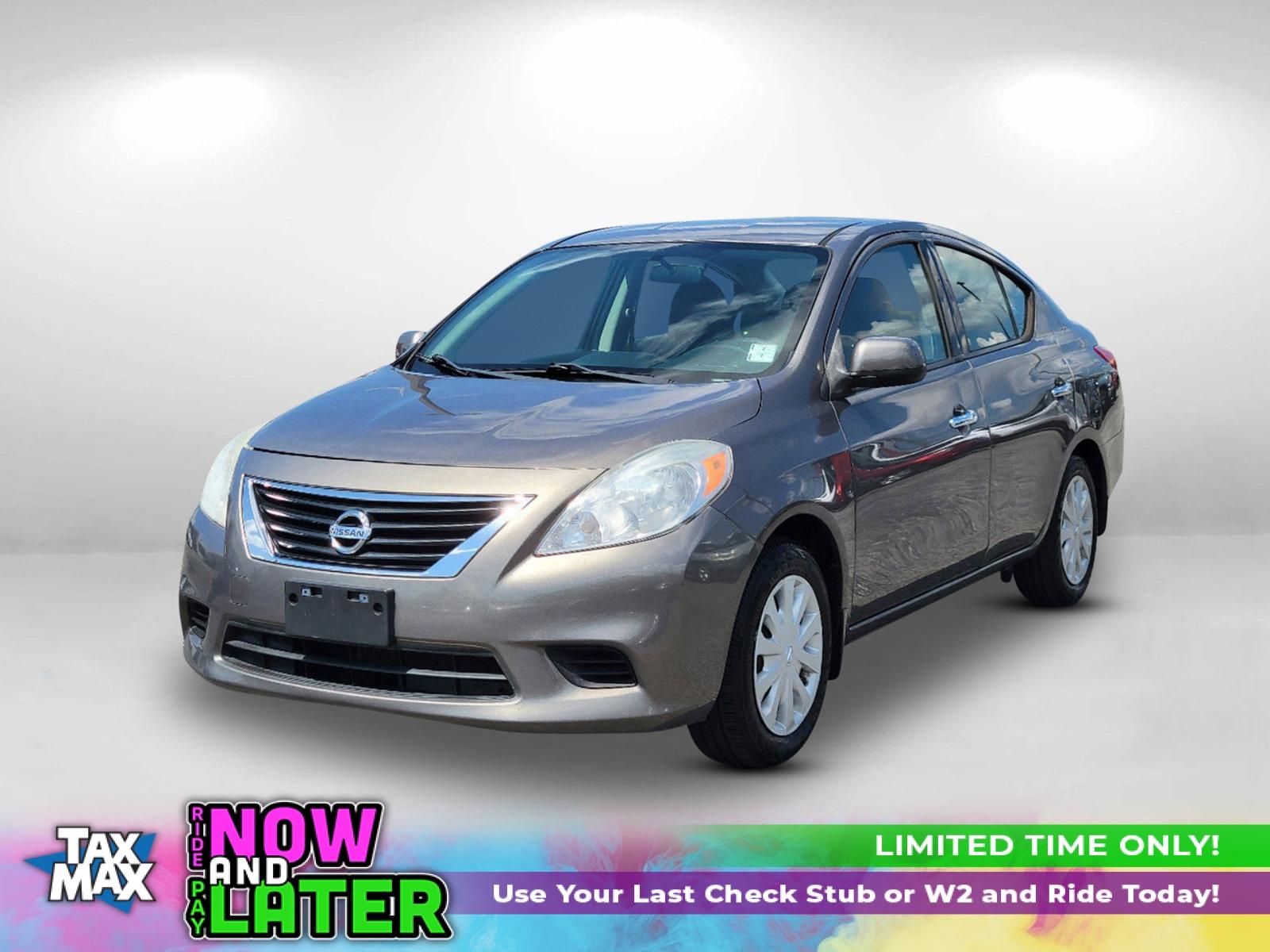 2014 Titanium /Charcoal Nissan Versa SV (3N1CN7AP4EL) with an Regular Unleaded I-4 1.6 L/98 engine, 1-Speed CVT w/OD transmission, located at 521 Old Farm Lane Rd, Prattville, AL, 36066, (334) 325-1505, 32.482460, -86.416367 - 2014 Nissan Versa SV - Photo#0