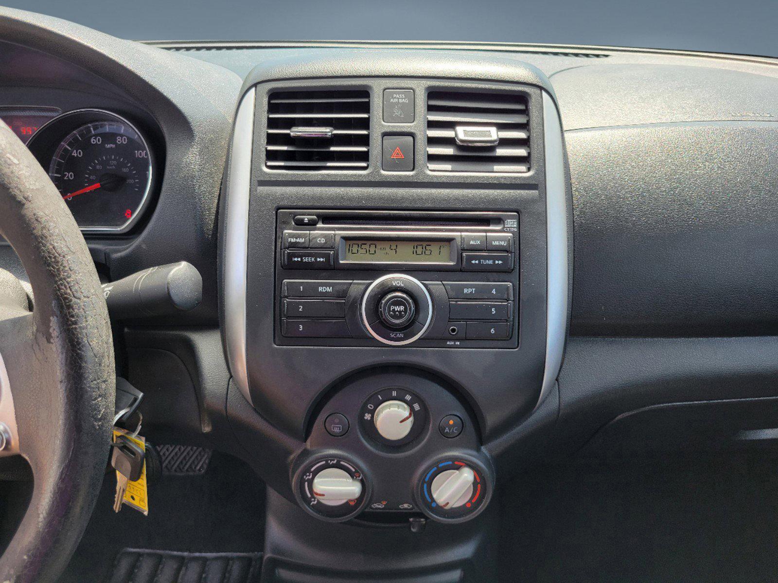 2014 Titanium /Charcoal Nissan Versa SV (3N1CN7AP4EL) with an Regular Unleaded I-4 1.6 L/98 engine, 1-Speed CVT w/OD transmission, located at 521 Old Farm Lane Rd, Prattville, AL, 36066, (334) 325-1505, 32.482460, -86.416367 - 2014 Nissan Versa SV - Photo#11