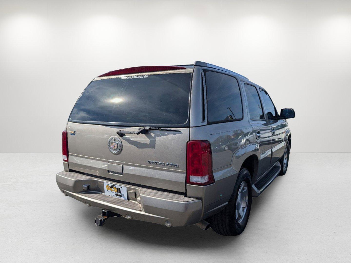 2003 /Shale Cadillac Escalade (1GYEC63T13R) with an Gas V8 5.3L/325 engine, 4-Speed Automatic w/OD transmission, located at 3959 U.S. 80 W, Phenix City, AL, 36870, (334) 297-4885, 32.469296, -85.135185 - 2003 Cadillac Escalade - Photo#4