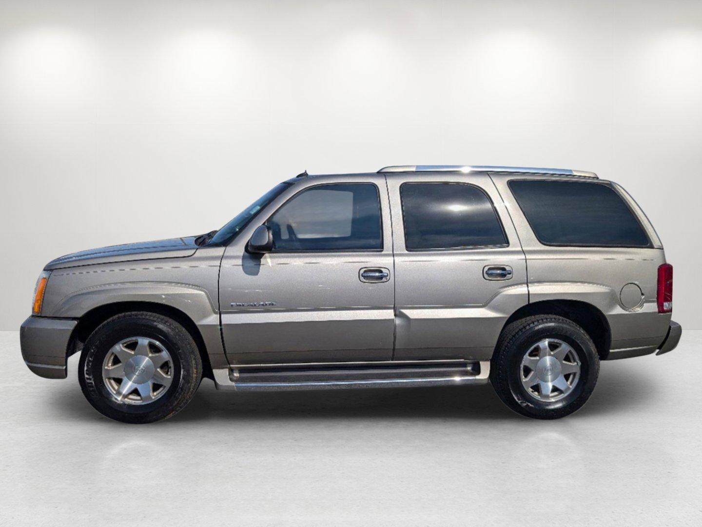 2003 /Shale Cadillac Escalade (1GYEC63T13R) with an Gas V8 5.3L/325 engine, 4-Speed Automatic w/OD transmission, located at 3959 U.S. 80 W, Phenix City, AL, 36870, (334) 297-4885, 32.469296, -85.135185 - 2003 Cadillac Escalade - Photo#7