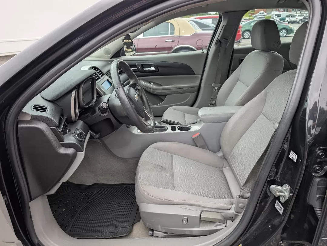 2015 Black Granite Metallic /Jet Black/Titanium Chevrolet Malibu LS (1G11B5SL8FF) with an Other engine, located at 3959 U.S. 80 W, Phenix City, AL, 36870, (334) 297-4885, 32.469296, -85.135185 - 2015 Chevrolet Malibu LS - Photo#9