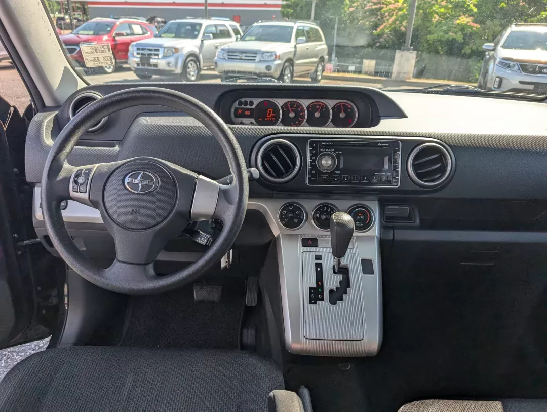 2009 Black Scion xB (JTLKE50E991) with an Gas I4 2.4L/144 engine, 4-Speed Automatic transmission, located at 3959 U.S. 80 W, Phenix City, AL, 36870, (334) 297-4885, 32.469296, -85.135185 - 2009 Scion xB - Photo#12