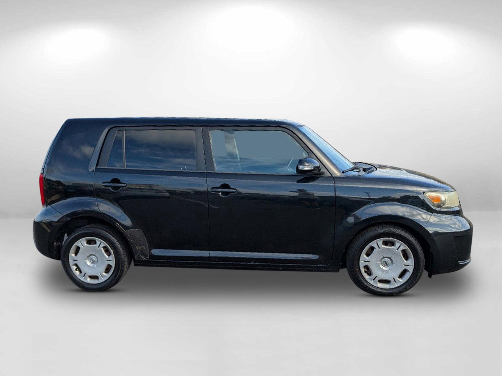 2009 Black Scion xB (JTLKE50E991) with an Gas I4 2.4L/144 engine, located at 1430 Gateway Drive, Opelika, AL, 36801, (334) 239-0944, 32.637871, -85.409790 - 2009 Scion xB - Photo#3