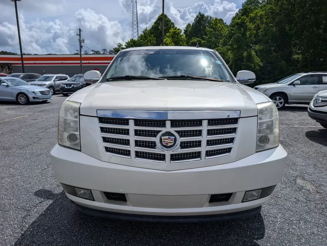 2009 /Cashmere/Cocoa Cadillac Escalade (1GYFC53229R) with an Gas V8 6.2L/376 engine, 6-Speed HD Automatic w/OD transmission, located at 3959 U.S. 80 W, Phenix City, AL, 36870, (334) 297-4885, 32.469296, -85.135185 - 2009 Cadillac Escalade - Photo#1