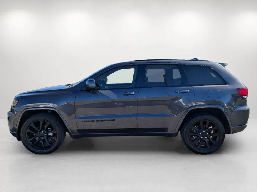 2020 /Black Jeep Grand Cherokee Altitude (1C4RJEAG5LC) with an Regular Unleaded V-6 3.6 L/220 engine, 8-Speed Automatic w/OD transmission, located at 804 22nd Ave, Phenix City, AL, 36870, (334) 297-1860, 32.484749, -85.024475 - 2020 Jeep Grand Cherokee Altitude - Photo#7