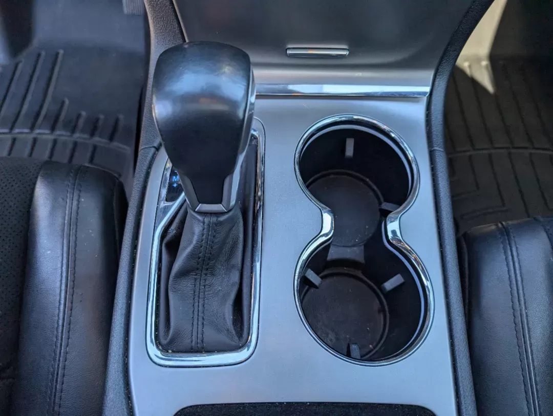 2020 /Black Jeep Grand Cherokee Altitude (1C4RJEAG5LC) with an Regular Unleaded V-6 3.6 L/220 engine, 8-Speed Automatic w/OD transmission, located at 804 22nd Ave, Phenix City, AL, 36870, (334) 297-1860, 32.484749, -85.024475 - 2020 Jeep Grand Cherokee Altitude - Photo#12