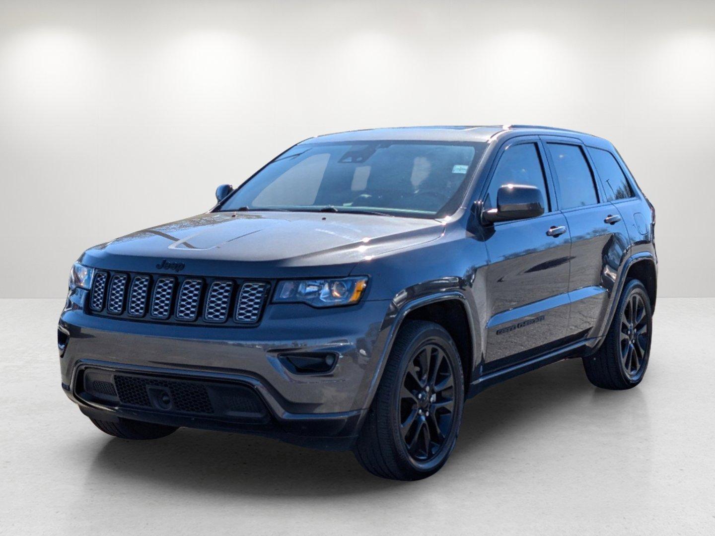 2020 /Black Jeep Grand Cherokee Altitude (1C4RJEAG5LC) with an Regular Unleaded V-6 3.6 L/220 engine, 8-Speed Automatic w/OD transmission, located at 5115 14th Ave., Columbus, GA, 31904, (706) 323-0345, 32.511494, -84.971046 - 2020 Jeep Grand Cherokee Altitude - Photo#0