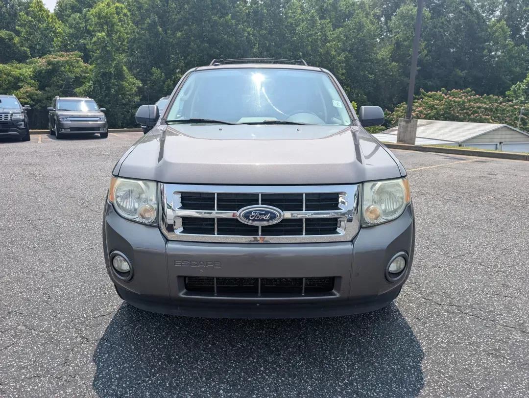 2011 Ford Escape XLT (1FMCU9DG3BK) with an Gas/Ethanol V6 3.0L/181 engine, 6-Speed Automatic transmission, located at 3959 U.S. 80 W, Phenix City, AL, 36870, (334) 297-4885, 32.469296, -85.135185 - 2011 Ford Escape XLT - Photo#1
