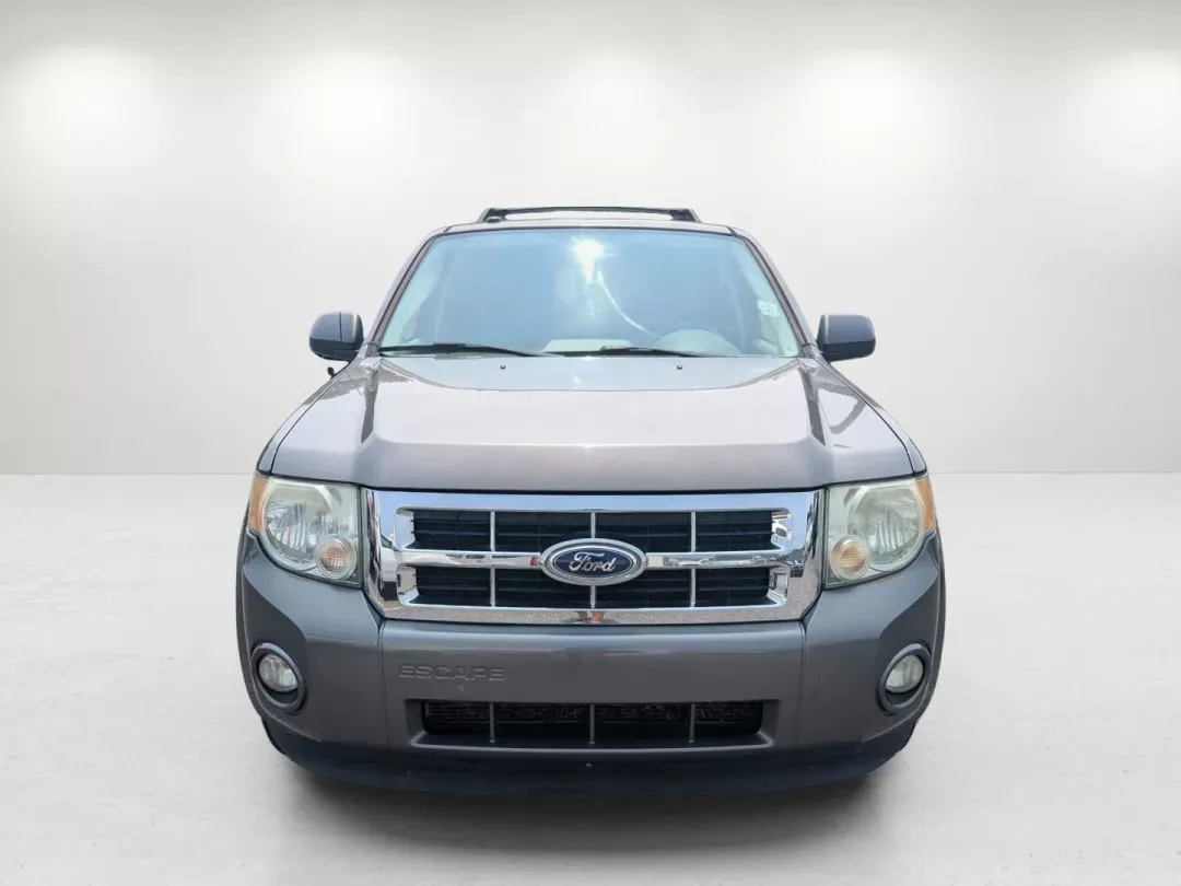 2011 Ford Escape XLT (1FMCU9DG3BK) with an Gas/Ethanol V6 3.0L/181 engine, 6-Speed Automatic transmission, located at 7000 Northlake Connector, Columbus, GA, 31904, (706) 987-8085, 32.524975, -84.978134 - 2011 Ford Escape XLT - Photo#1