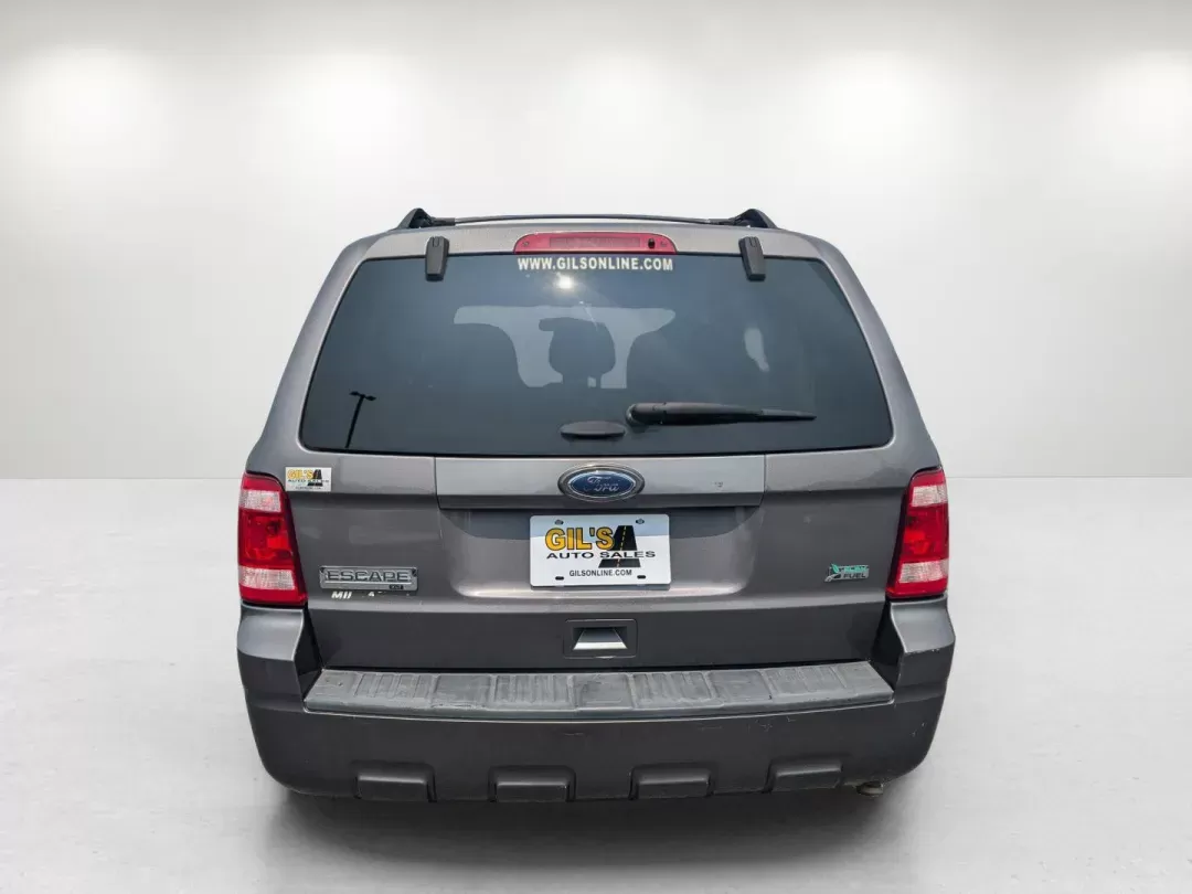 2011 Ford Escape XLT (1FMCU9DG3BK) with an Gas/Ethanol V6 3.0L/181 engine, 6-Speed Automatic transmission, located at 7000 Northlake Connector, Columbus, GA, 31904, (706) 987-8085, 32.524975, -84.978134 - 2011 Ford Escape XLT - Photo#5