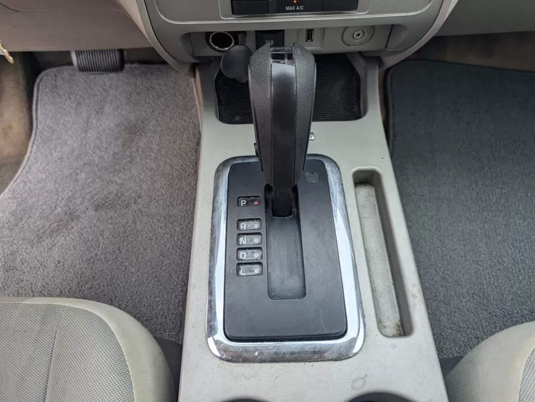 2011 Ford Escape XLT (1FMCU9DG3BK) with an Gas/Ethanol V6 3.0L/181 engine, 6-Speed Automatic transmission, located at 7000 Northlake Connector, Columbus, GA, 31904, (706) 987-8085, 32.524975, -84.978134 - 2011 Ford Escape XLT - Photo#13