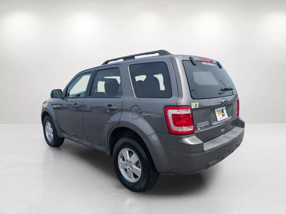 2011 Ford Escape XLT (1FMCU9DG3BK) with an Other engine, located at 1430 Gateway Drive, Opelika, AL, 36801, (334) 239-0944, 32.637871, -85.409790 - **Adventure Awaits with the 2011 Ford Escape XLT Perfect for Your Next Journey!**<br /> <br /> Are you ready to elevate your lifestyle with a versatile SUV that's great for family outings, daily commutes, or weekend adventures? Look no further than the 2011 Ford Escape XLT, now available at Gils Au - Photo#6