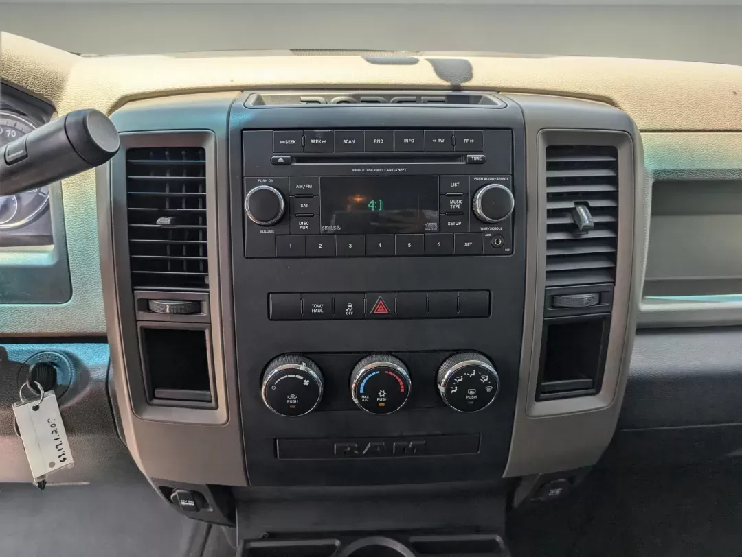 2012 /Dark Slate/Medium Graystone Ram 1500 Express (3C6JD6AT7CG) with an Gas V8 5.7L/345 engine, 6-Speed Automatic transmission, located at 3959 U.S. 80 W, Phenix City, AL, 36870, (334) 297-4885, 32.469296, -85.135185 - 2012 Ram 1500 Express - Photo#12