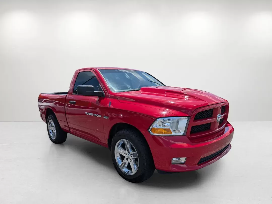 2012 /Dark Slate/Medium Graystone Ram 1500 Express (3C6JD6AT7CG) with an Gas V8 5.7L/345 engine, 6-Speed Automatic transmission, located at 5115 14th Ave., Columbus, GA, 31904, (706) 323-0345, 32.511494, -84.971046 - 2012 Ram 1500 Express - Photo#2