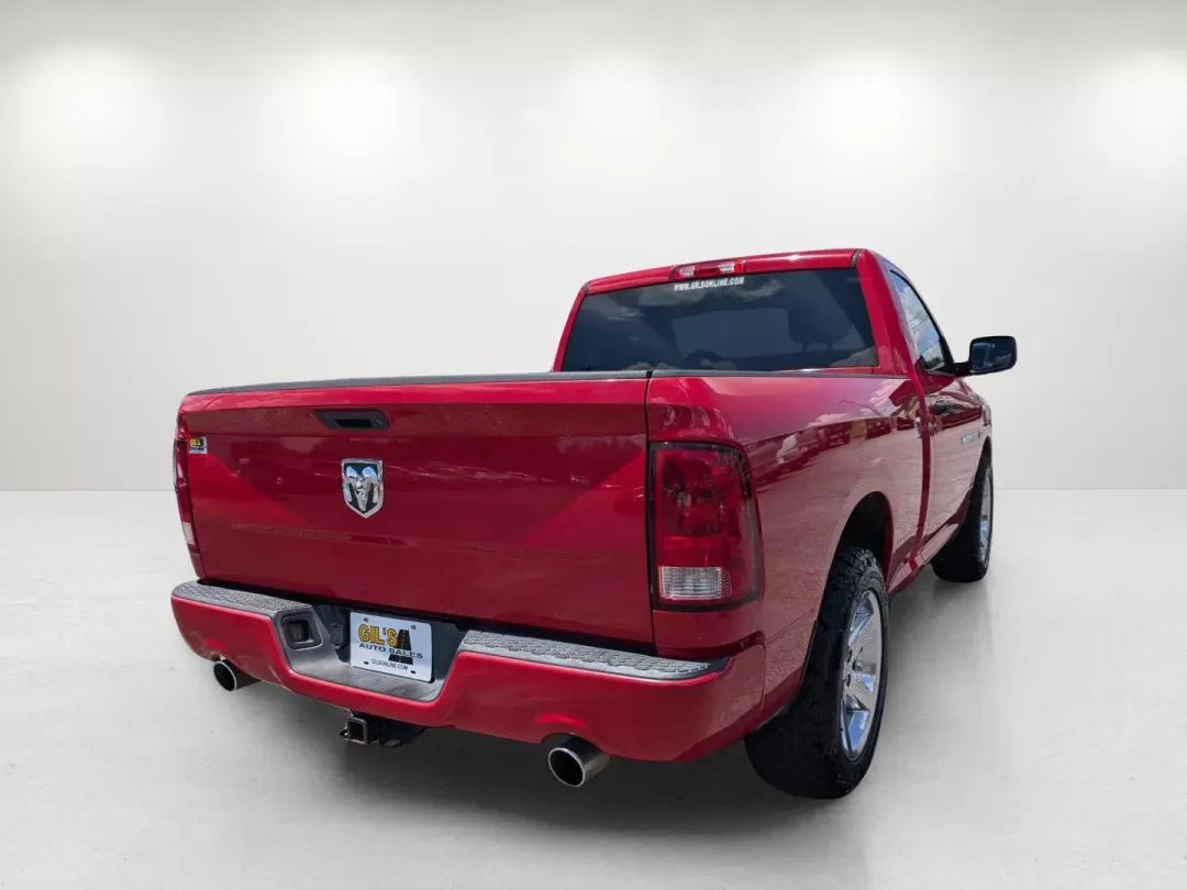 2012 /Dark Slate/Medium Graystone Ram 1500 Express (3C6JD6AT7CG) with an Gas V8 5.7L/345 engine, 6-Speed Automatic transmission, located at 5115 14th Ave., Columbus, GA, 31904, (706) 323-0345, 32.511494, -84.971046 - 2012 Ram 1500 Express - Photo#4