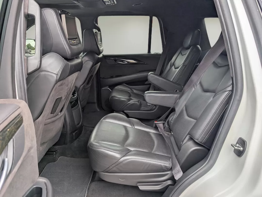 2017 /Jet Black with Jet Black Accents Cadillac Escalade Platinum (1GYS4DKJ5HR) with an Other engine, located at 3959 U.S. 80 W, Phenix City, AL, 36870, (334) 297-4885, 32.469296, -85.135185 - 2017 Cadillac Escalade Platinum - Photo#11
