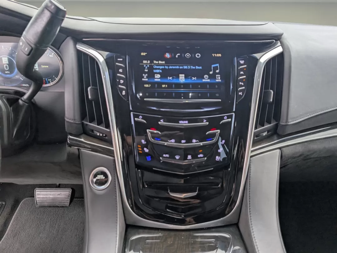 2017 /Jet Black with Jet Black Accents Cadillac Escalade Platinum (1GYS4DKJ5HR) with an Other engine, located at 1430 Gateway Drive, Opelika, AL, 36801, (334) 239-0944, 32.637871, -85.409790 - 2017 Cadillac Escalade Platinum - Photo#14