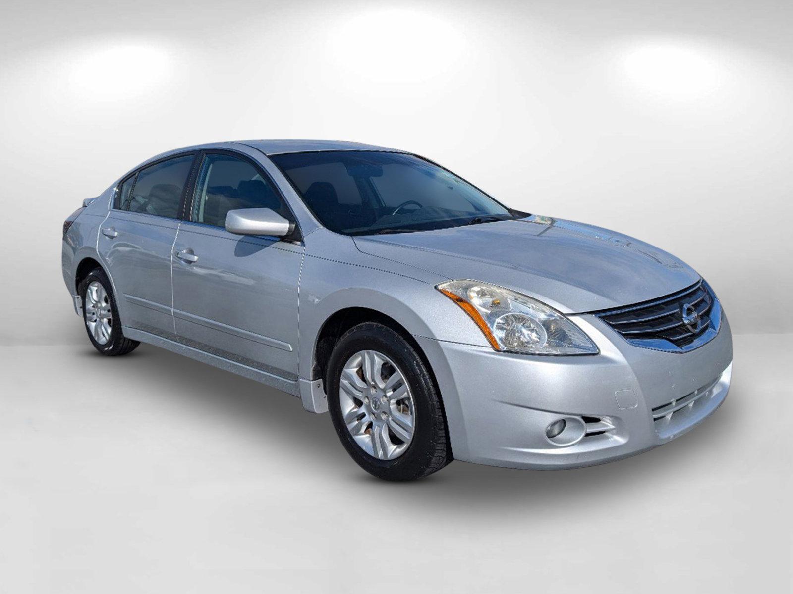 2012 /Charcoal Nissan Altima 2.5 S (1N4AL2AP8CC) with an Gas I4 2.5L/ engine, 1-Speed Continuously Variable Ratio transmission, located at 521 Old Farm Lane Rd, Prattville, AL, 36066, (334) 325-1505, 32.482460, -86.416367 - 2012 Nissan Altima 2.5 S - Photo#2