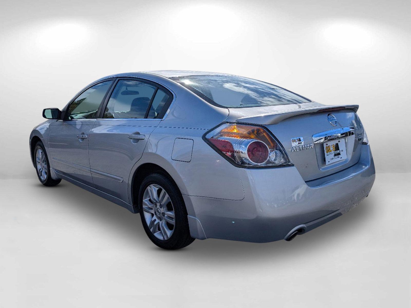 2012 /Charcoal Nissan Altima 2.5 S (1N4AL2AP8CC) with an Gas I4 2.5L/ engine, 1-Speed Continuously Variable Ratio transmission, located at 521 Old Farm Lane Rd, Prattville, AL, 36066, (334) 325-1505, 32.482460, -86.416367 - 2012 Nissan Altima 2.5 S - Photo#6