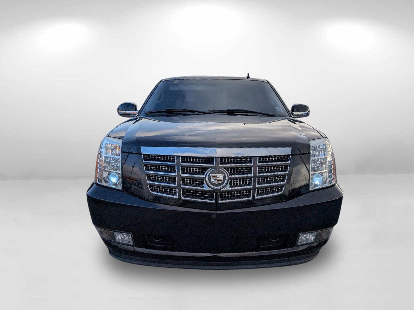 2007 /Cocoa/Cashmere Cadillac Escalade (1GYFK63867R) with an Gas V8 6.2L/378 engine, 6-Speed HD Automatic w/OD transmission, located at 1430 Gateway Drive, Opelika, AL, 36801, (334) 239-0944, 32.637871, -85.409790 - 2007 Cadillac Escalade - Photo#1