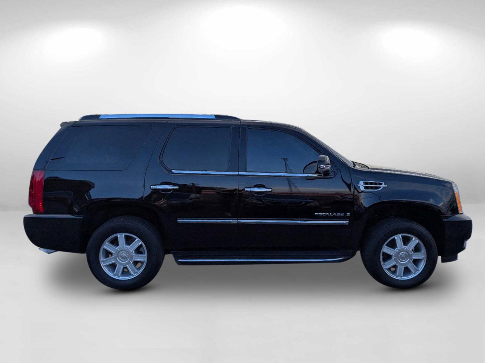 2007 /Cocoa/Cashmere Cadillac Escalade (1GYFK63867R) with an Gas V8 6.2L/378 engine, 6-Speed HD Automatic w/OD transmission, located at 1430 Gateway Drive, Opelika, AL, 36801, (334) 239-0944, 32.637871, -85.409790 - 2007 Cadillac Escalade - Photo#3