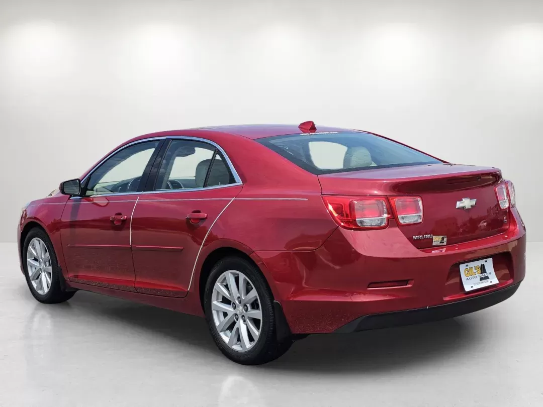 2013 /Cocoa/Light Neutral Chevrolet Malibu LT (1G11E5SA4DF) with an Other engine, located at 521 Old Farm Lane Rd, Prattville, AL, 36066, (334) 325-1505, 32.482460, -86.416367 - **Unlock Your Next Adventure with the 2013 Chevrolet Malibu LT at Gils Auto!**<br /> <br /> Are you looking for a reliable vehicle that fits your busy lifestyle? The 2013 Chevrolet Malibu LT is the perfect sedan for those who crave comfort, style, and technology while maintaining an eye on budget-fr - Photo#6
