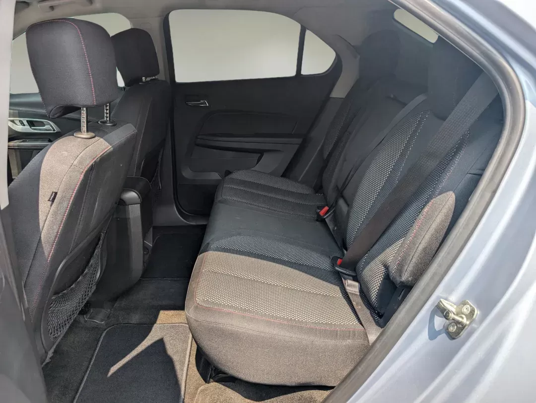 2015 /Jet Black Chevrolet Equinox LT (2GNALBEK4F6) with an Gas/Ethanol I4 2.4/145 engine, 6-Speed Automatic transmission, located at 3959 U.S. 80 W, Phenix City, AL, 36870, (334) 297-4885, 32.469296, -85.135185 - 2015 Chevrolet Equinox LT - Photo#11