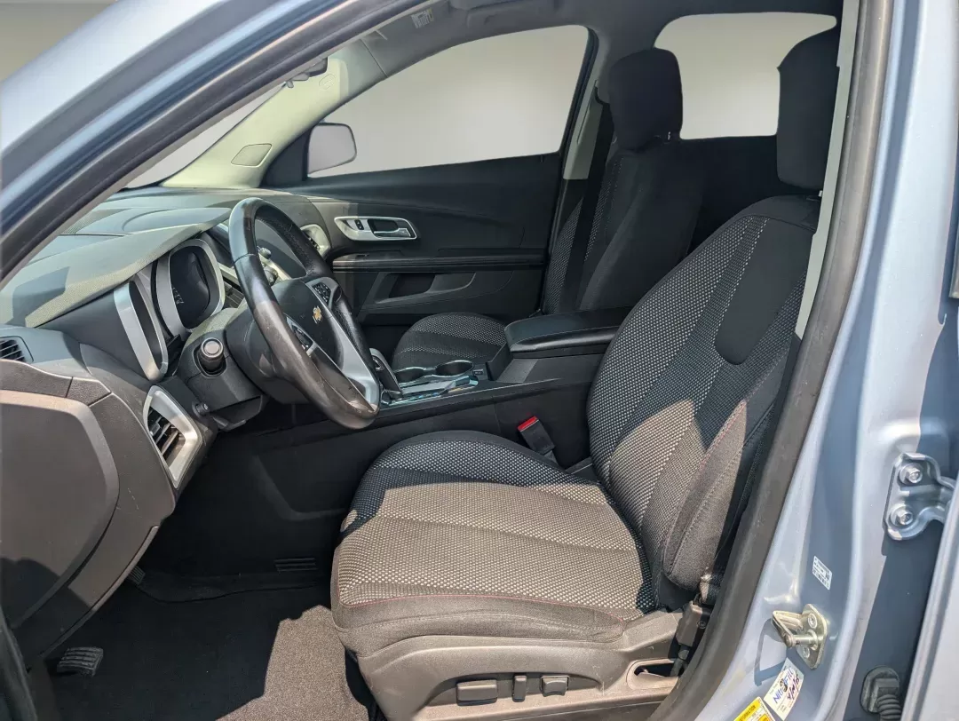 2015 /Jet Black Chevrolet Equinox LT (2GNALBEK4F6) with an Gas/Ethanol I4 2.4/145 engine, 6-Speed Automatic transmission, located at 5115 14th Ave., Columbus, GA, 31904, (706) 323-0345, 32.511494, -84.971046 - 2015 Chevrolet Equinox LT - Photo#9