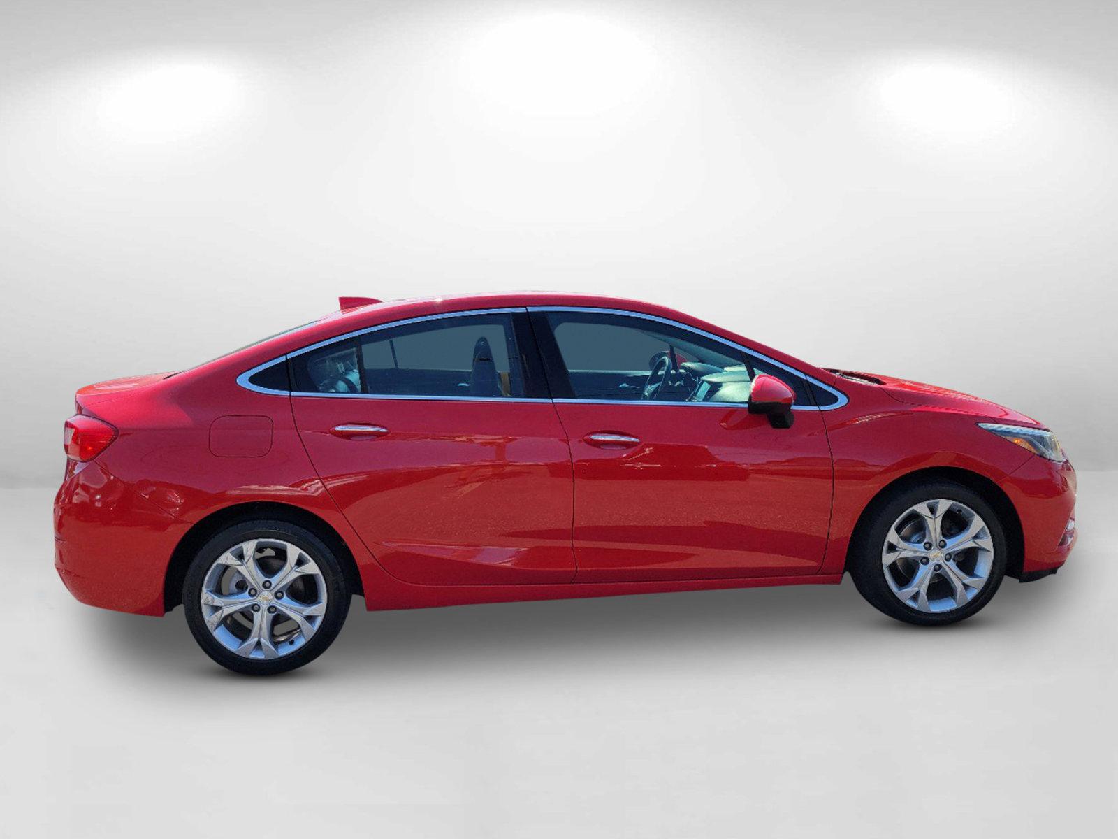 2017 Red Hot /Jet Black Chevrolet Cruze Premier (1G1BF5SMXH7) with an Turbocharged Gas I4 1.4L/ engine, 6-Speed Automatic transmission, located at 521 Old Farm Lane Rd, Prattville, AL, 36066, (334) 325-1505, 32.482460, -86.416367 - 2017 Chevrolet Cruze Premier - Photo#4