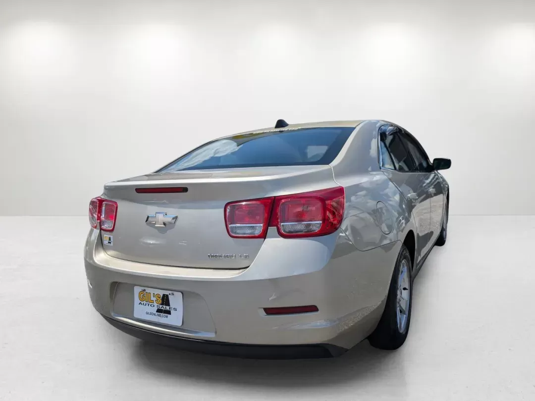 2014 /Jet Black/Titanium Chevrolet Malibu LS (1G11B5SL1EF) with an Gas I4 2.5L/150 engine, 6-Speed Automatic transmission, located at 3959 U.S. 80 W, Phenix City, AL, 36870, (334) 297-4885, 32.469296, -85.135185 - 2014 Chevrolet Malibu LS - Photo#4