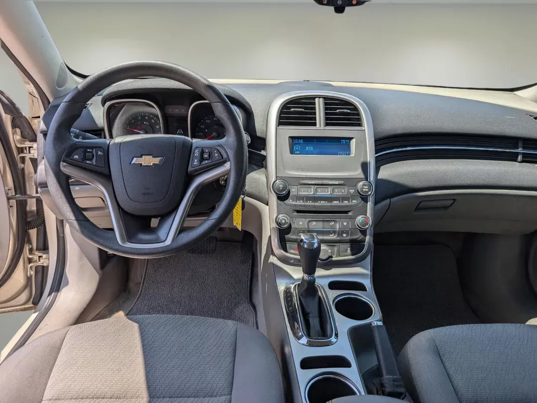 2014 /Jet Black/Titanium Chevrolet Malibu LS (1G11B5SL1EF) with an Gas I4 2.5L/150 engine, 6-Speed Automatic transmission, located at 3959 U.S. 80 W, Phenix City, AL, 36870, (334) 297-4885, 32.469296, -85.135185 - 2014 Chevrolet Malibu LS - Photo#11