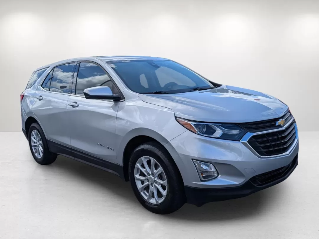 2020 /Jet Black Chevrolet Equinox LT (2GNAXJEVXL6) with an Other engine, located at 3959 U.S. 80 W, Phenix City, AL, 36870, (334) 297-4885, 32.469296, -85.135185 - ### Elevate Your Lifestyle with the 2020 Chevrolet Equinox LT<br /> <br /> Are you ready to take your family adventures to the next level? Look no further than this stunning 2020 Chevrolet Equinox LT, available now at Gils Auto in Phenix City, AL. This versatile SUV is designed for growing families - Photo#2