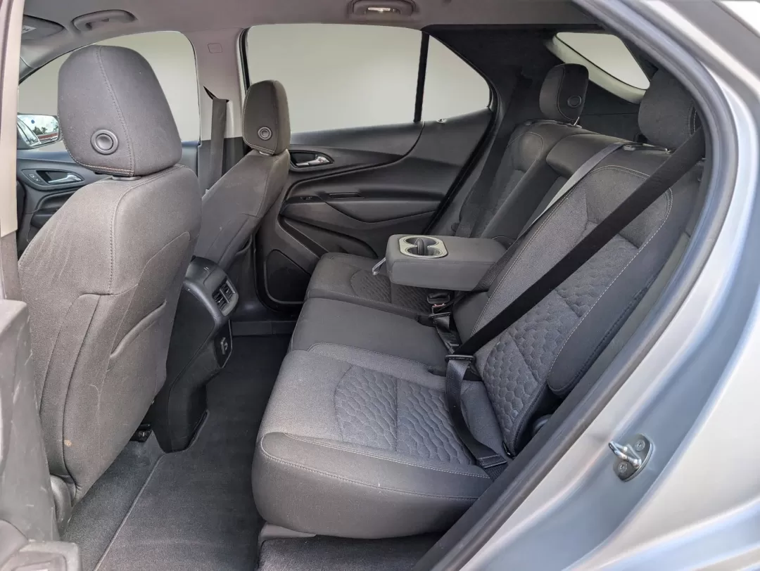 2020 /Jet Black Chevrolet Equinox LT (2GNAXJEVXL6) with an Other engine, located at 3959 U.S. 80 W, Phenix City, AL, 36870, (334) 297-4885, 32.469296, -85.135185 - ### Elevate Your Lifestyle with the 2020 Chevrolet Equinox LT<br /> <br /> Are you ready to take your family adventures to the next level? Look no further than this stunning 2020 Chevrolet Equinox LT, available now at Gils Auto in Phenix City, AL. This versatile SUV is designed for growing families - Photo#10