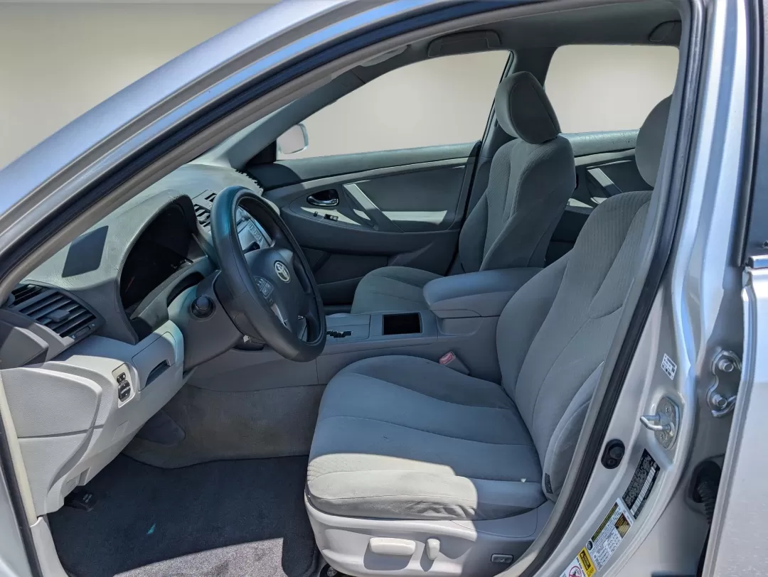 2009 Toyota Camry LE (4T1BE46K99U) with an Other engine, located at 521 Old Farm Lane Rd, Prattville, AL, 36066, (334) 325-1505, 32.482460, -86.416367 - **Experience Comfort and Reliability with the 2009 Toyota Camry LE at Gils Auto**<br /> <br /> Are you searching for a dependable sedan that seamlessly fits your busy lifestyle? Look no further than the **2009 Toyota Camry LE**, available now at **Gils Auto**, located at **3959 U.S. 80 W, Phenix Cit - Photo#9